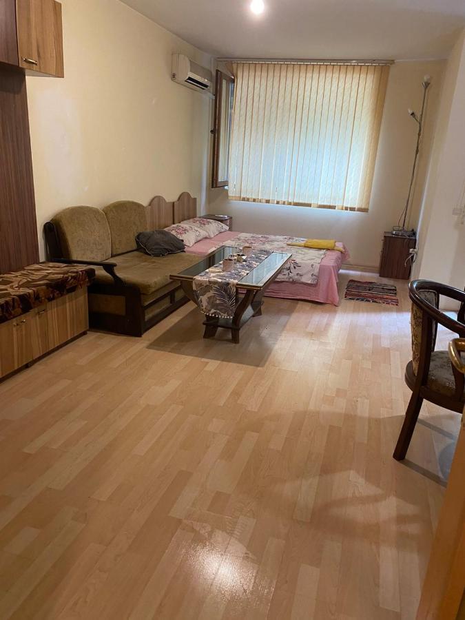 Апартамент Столетов Varna Eksteriør billede